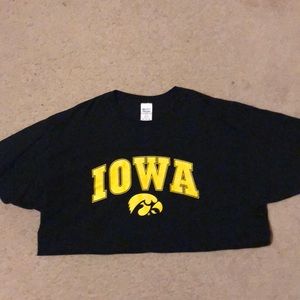 IOWA HAWKEYE TEE